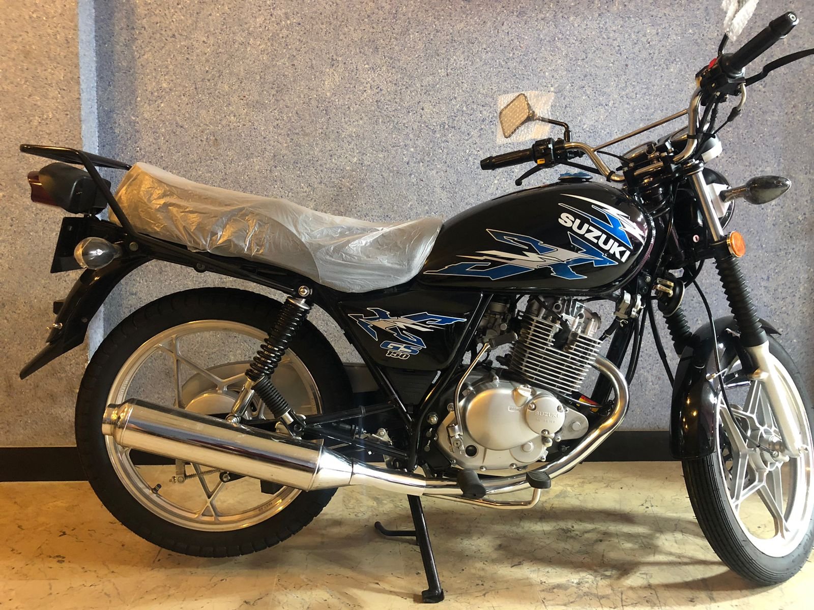 Suzuki GS 150