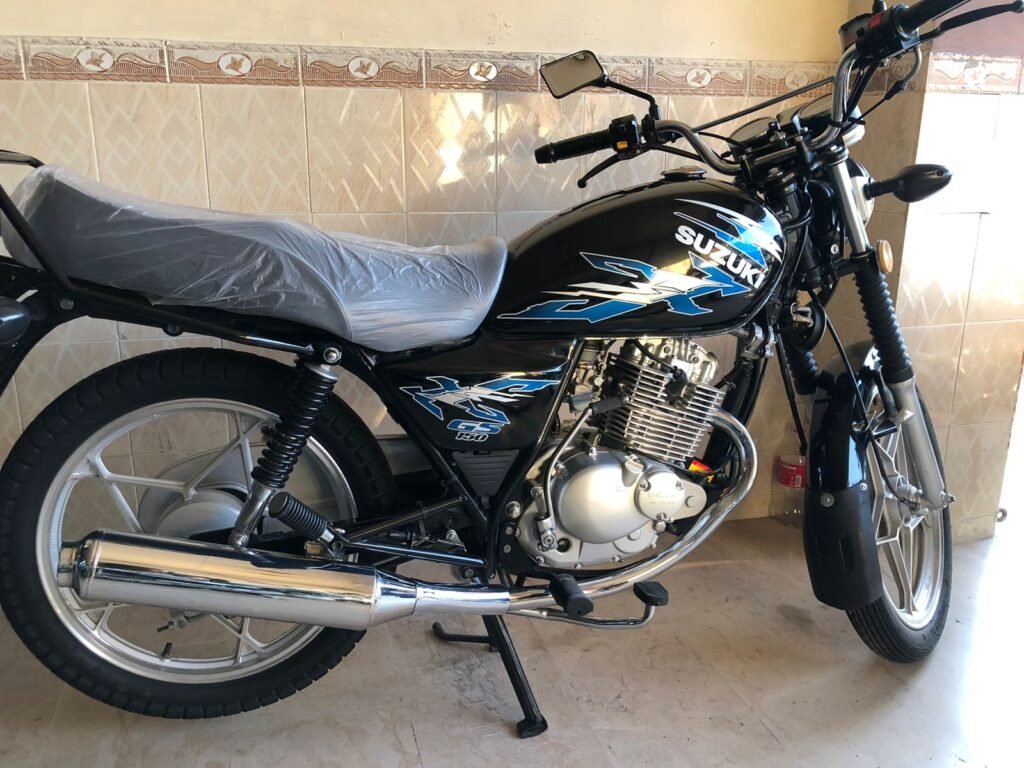 Suzuki GS 150 2022